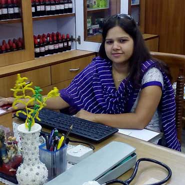 DR. NIDHI GUPTA DR. NIDHI GUPTA